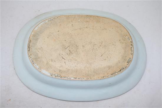 A pair of Chinese export blue and white oblong dishes, Qianlong period, width 35cm